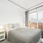 Income Spain 아파트 *