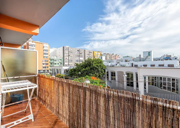 Income Spain 大加那利岛拉斯帕尔马斯